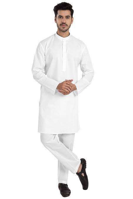 holi special for mens white cotton kurta and payjama size 32 to 44 available mens white kurta in affordable price for holi to play holi white kurta pyajama for mens 