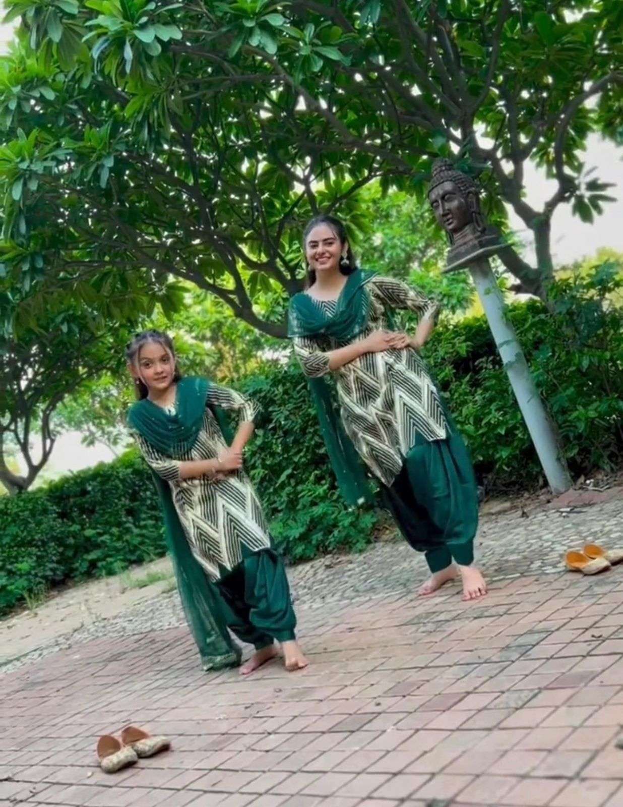 mom and daughter combo kurtie style top and salwar with duppta mother and daughter same twinning green colour patiyala suits combo