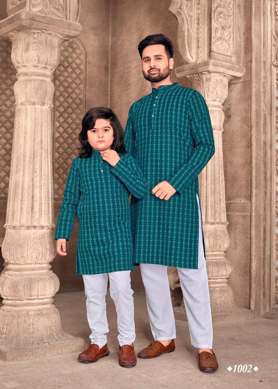 present father son combo of cotton kurta with foil print and payjama catalogue name father n son v 3  father and son twinnig same kurta pyjama combo  
