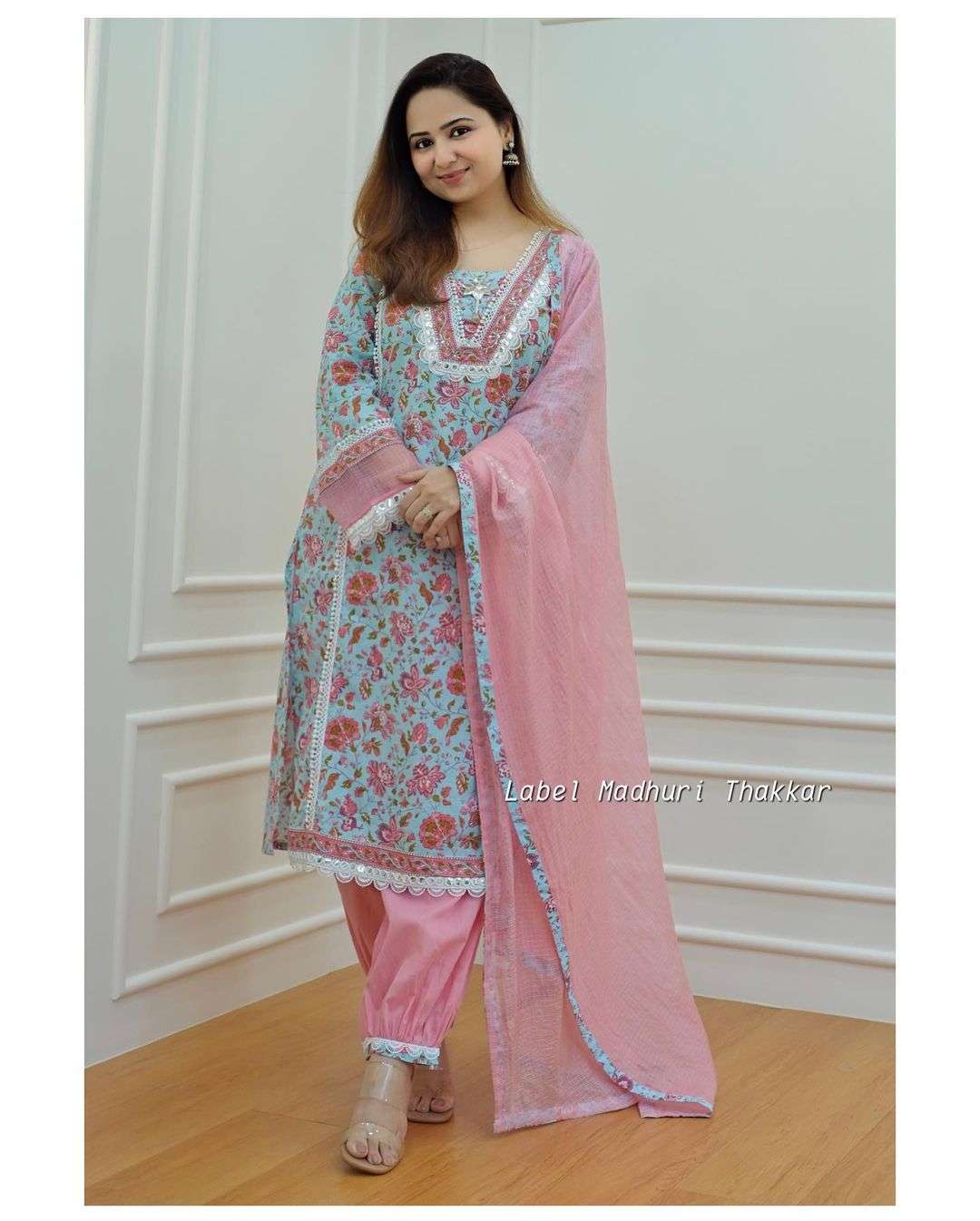 beautiful pakistani cotton suit which is beautiful lace detailings, cutdaana embroidery and prints readymade cotton suit chikankari lace hand work gota work embroidery work