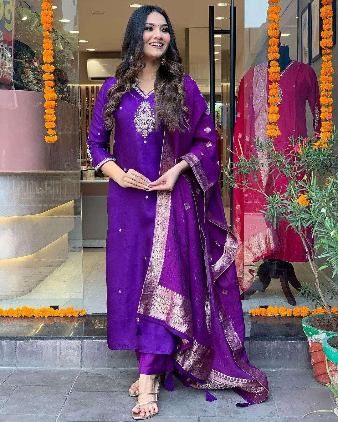 new purple suit setcomes with lining coding cotton hevay full work with original mirror hand work featuring beautiful heavy suit set which is beautifully decorated with intricate hand embroidery zari weaving 