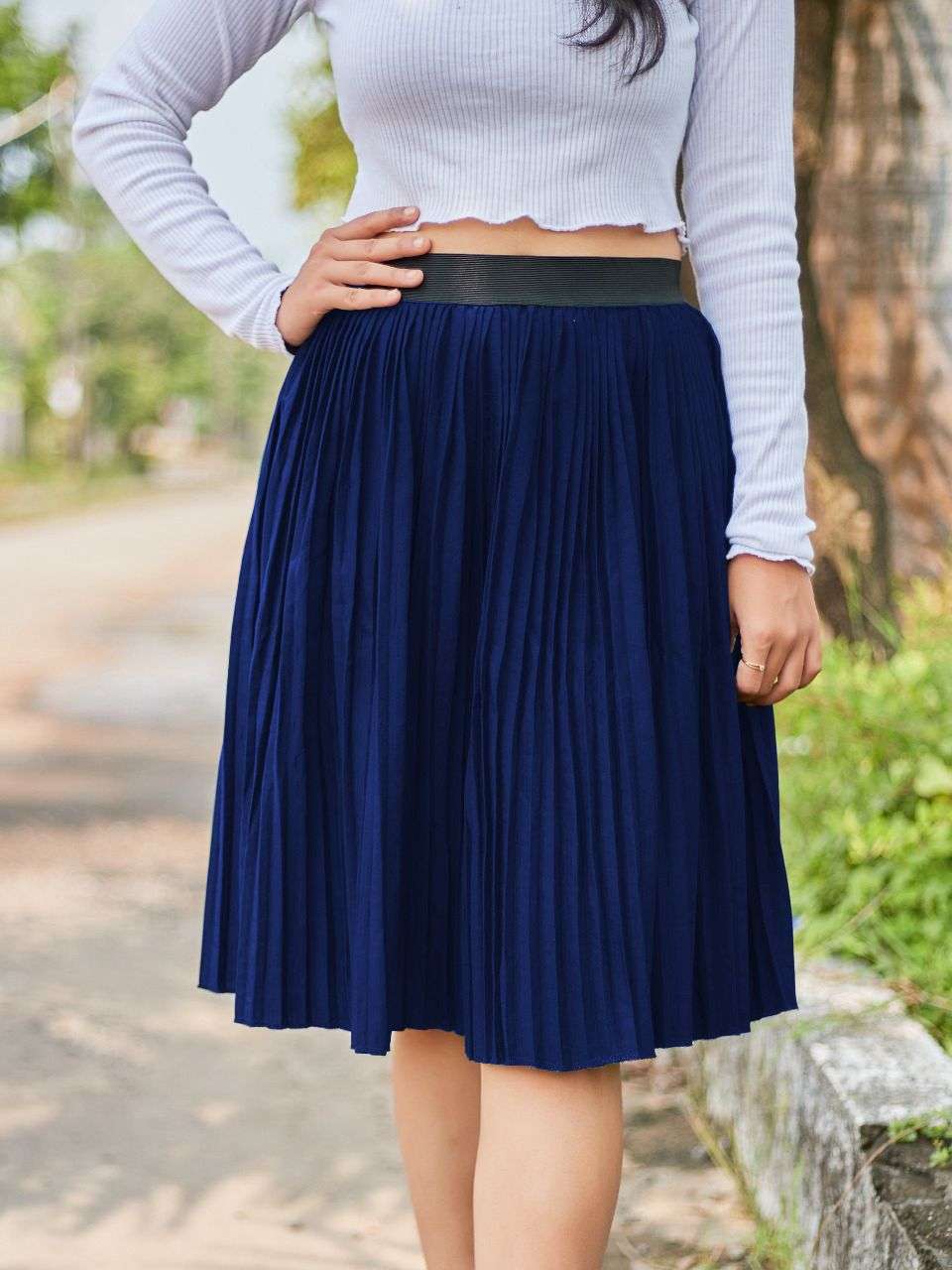 skirt short party wear pleated skirt in 4 colours fabric heavy crepe pleated pattern size free size  26 to 32 waist skirt 