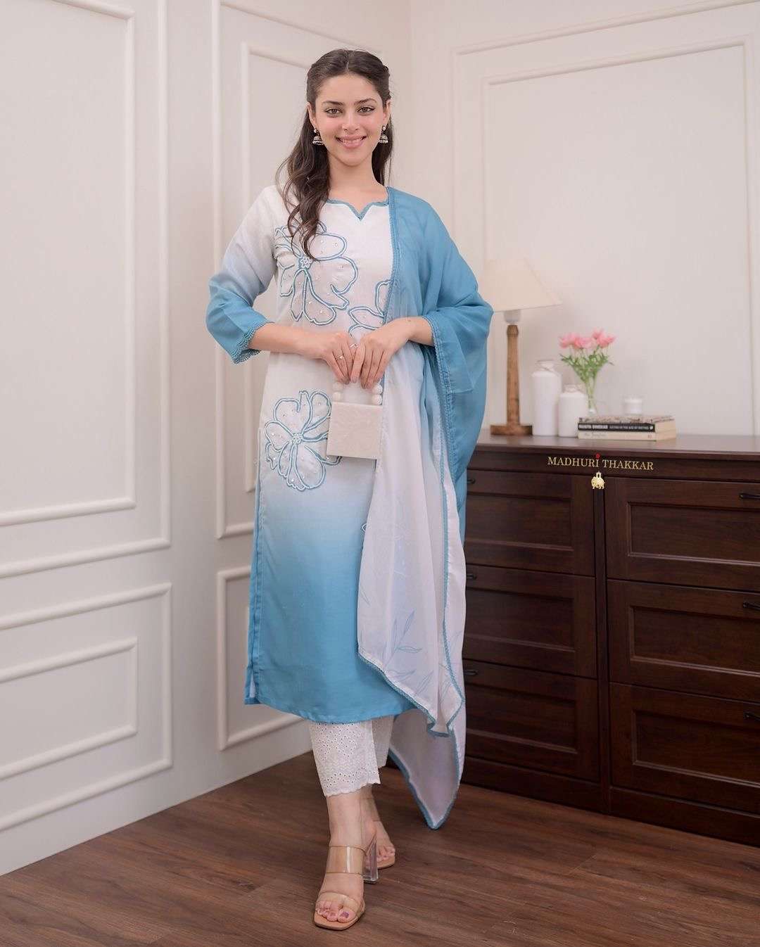 heavy fully stitchied suit set brand showroom piece pure moti hand work featuring beautiful heavy suit set which is beautifully decorated with intricate hand embroidery zari weaving 