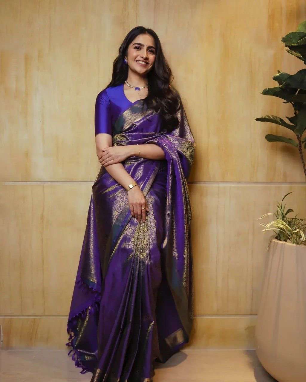 design no 238 fabric soft lichi silk cloth design beautiful rich pallu n jacquard work on all over the saree blouse running exclusive jacquard border