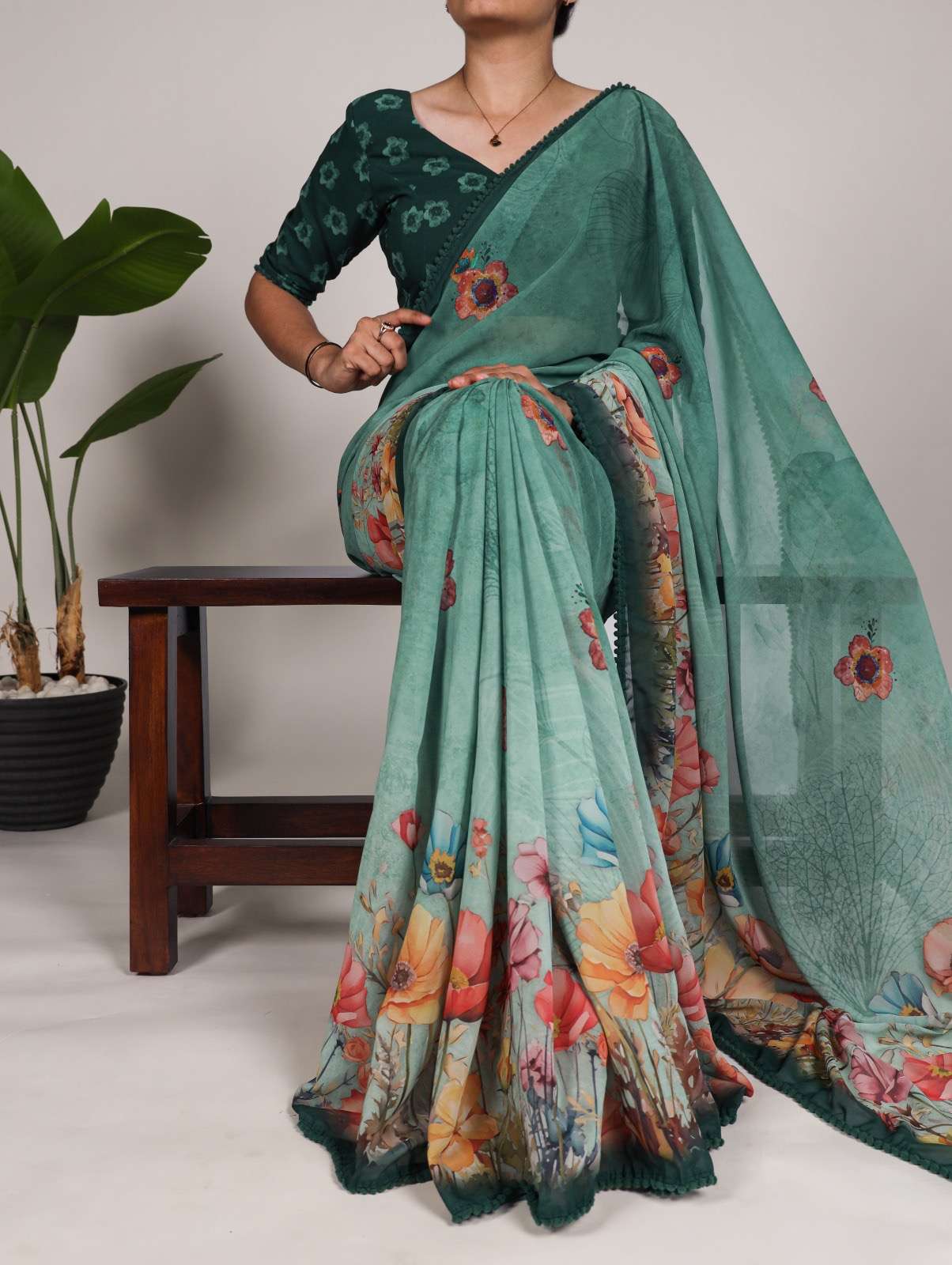 georgette saree floral georgette simply stunning ynf7009 saree fabric georgette work floral print with lace border blouse work floral print with lace border designer saree