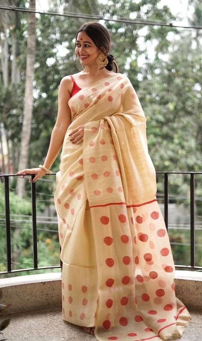 saree design number 204 fabric soft lilan slab design beautiful rich pallu n slab weaving work on all over the saree blouse rich weaving rich blouse saree