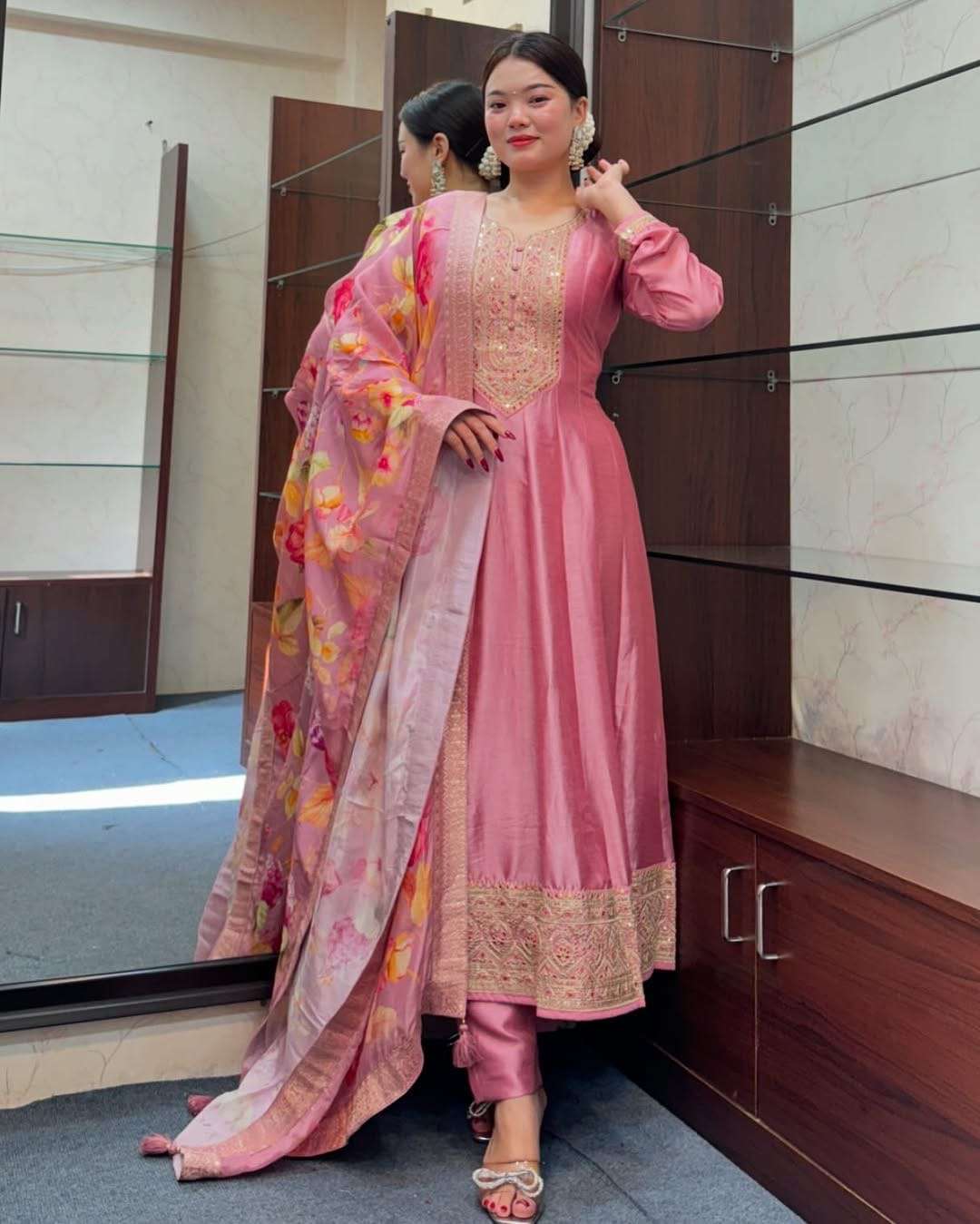 new priya anarkali flared kurti pant dupatta set step into timeless elegance with this exquisite anarkali flared silk kurti set designed to make you stand out at any festive from luxurious silk