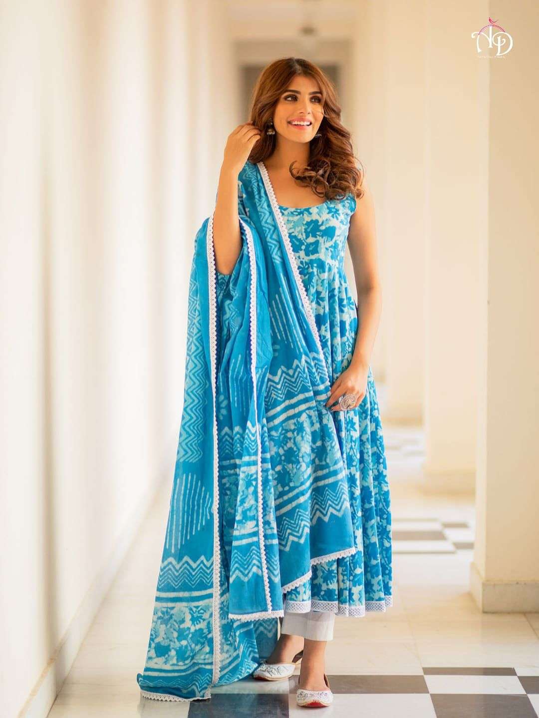 FASHION SWAG Women Printed Gown Kurta - Buy FASHION SWAG Women Printed Gown  Kurta Online at Best Prices in India | Flipkart.com