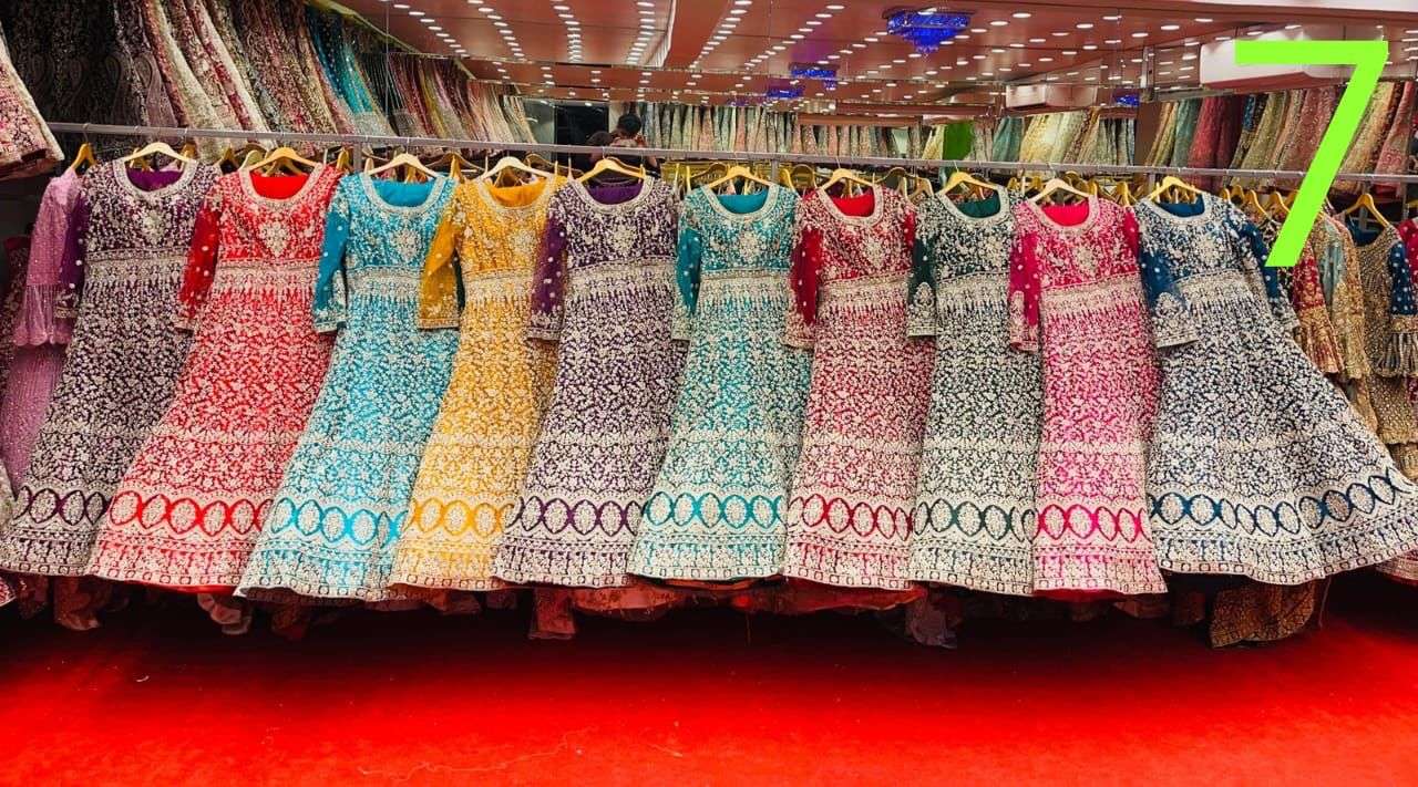 New Honesty Dresses in Dadar West,Mumbai - Best Shirt Manufacturers in  Mumbai - Justdial