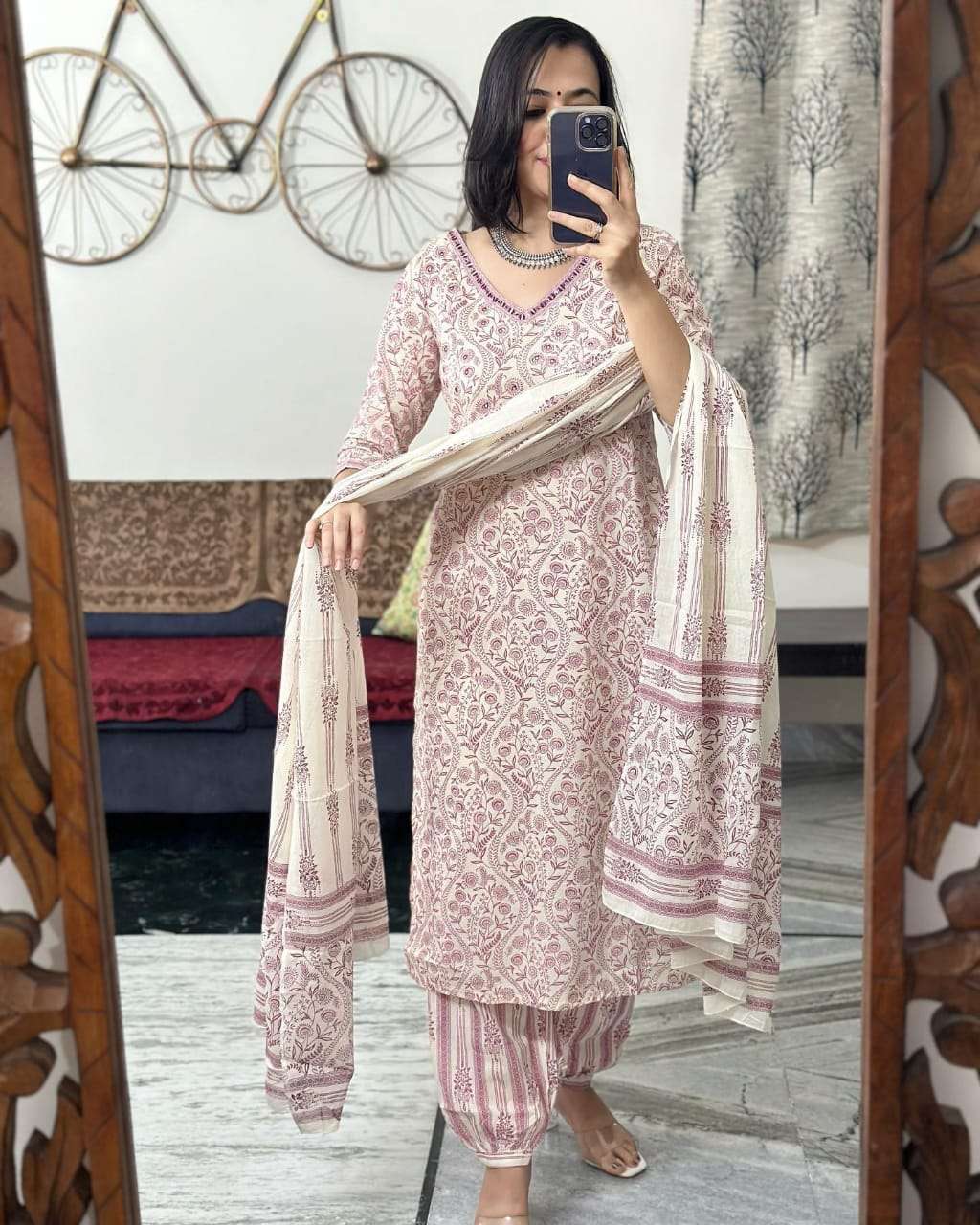 fcity.in - Beautiful Pleated Patiala Pant Salwar For Women Sarina / Modern  Women